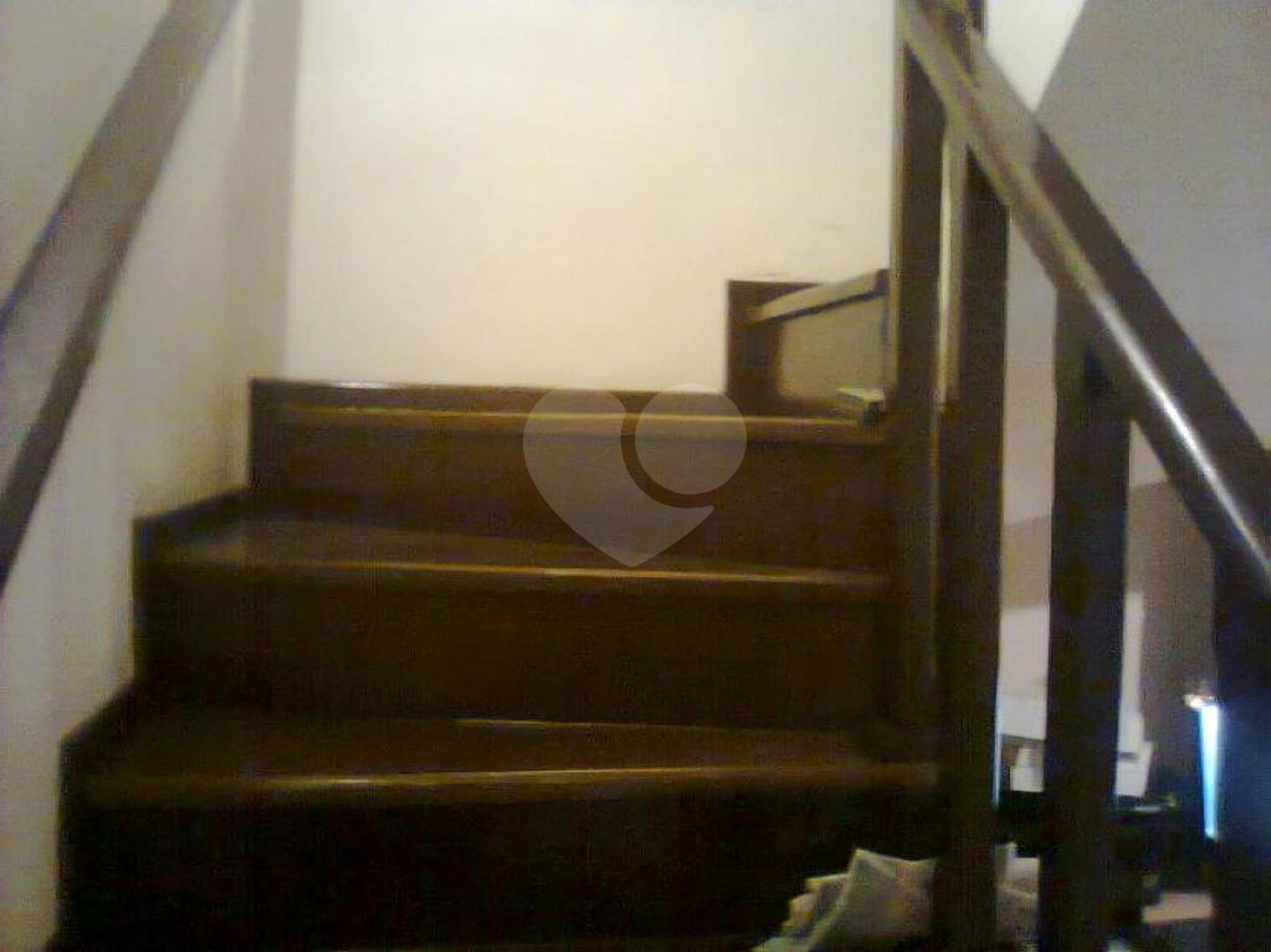 Sobrado à venda com 4 quartos, sendo 1 suíte, em Jaçanã, São Paulo, SP