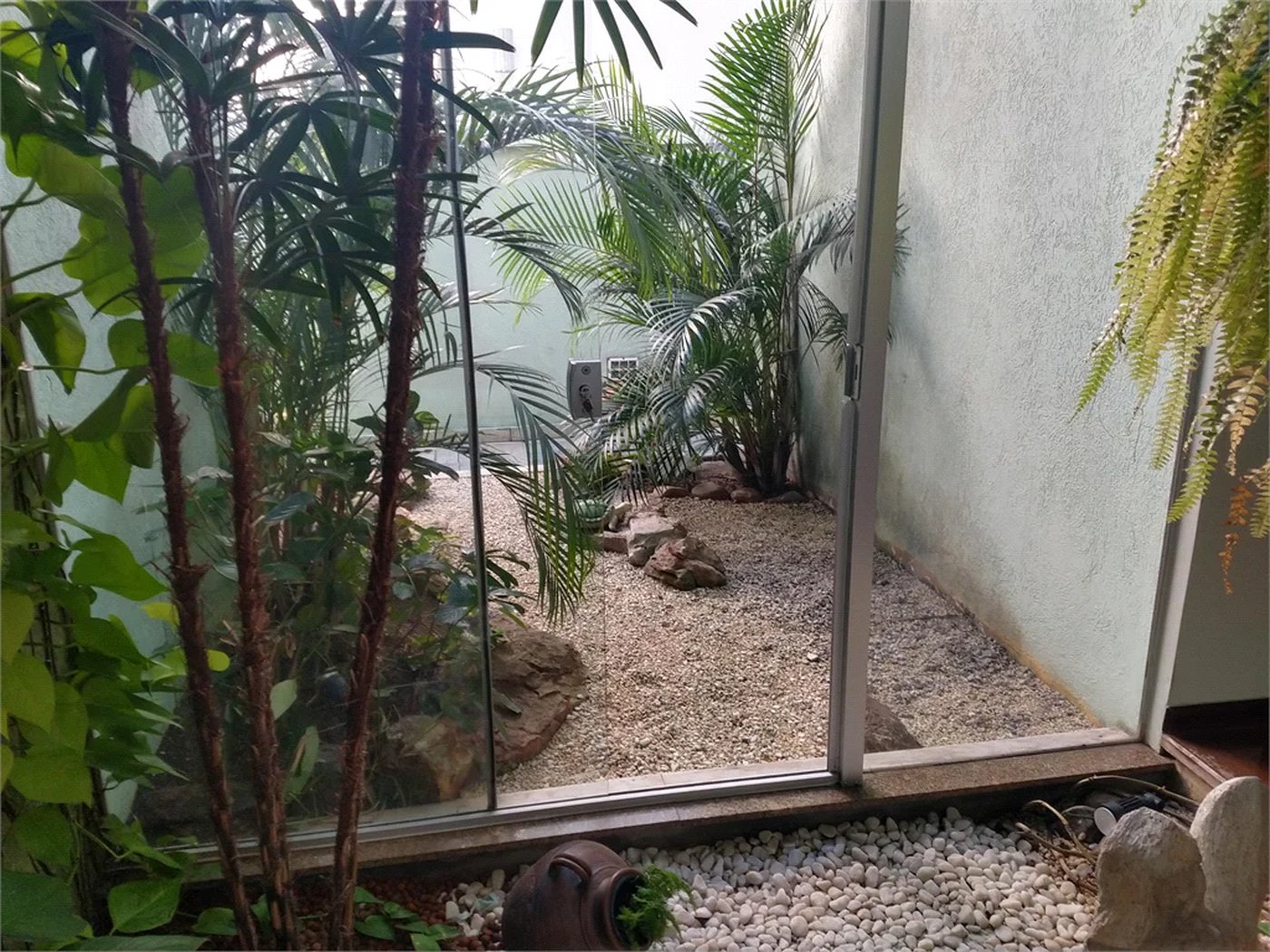 Sobrado à venda com 4 quartos, sendo 1 suíte,  em Parque dos Príncipes, São Paulo, SP