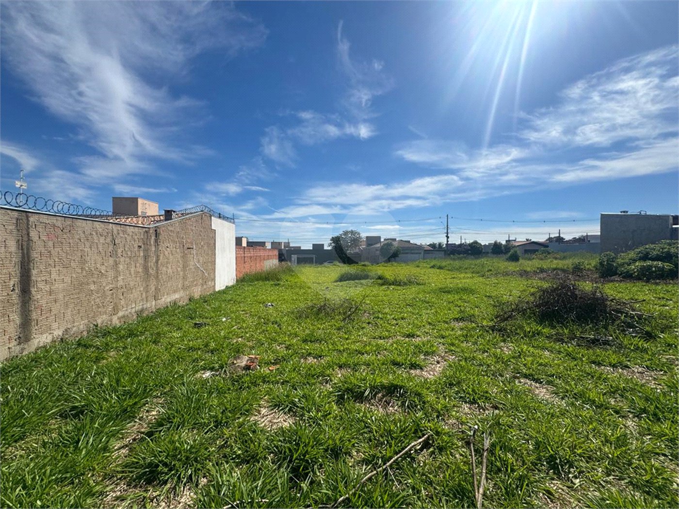 Terreno de 250m2, no Bairro Jardim Embaré, em São Carlos.