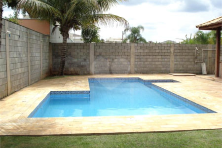 Casa à venda com 3 suítes no condomínio Fazenda Imperial, Sorocaba - SP