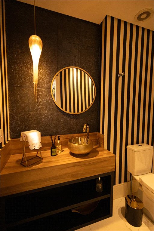 Apartamento à venda com 5 quartos, sendo 4 suítes, em Parque Reboucas, São Paulo, SP
