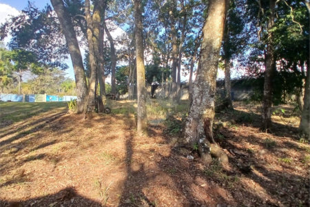 Terreno de 2000m² à Venda no Jardim Estância Brasil