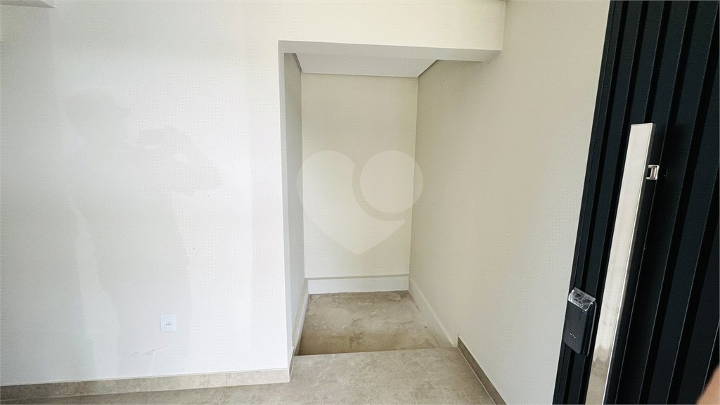 Casa à venda com 3 suítes no condomínio Santa Isabel I, Louveira - SP