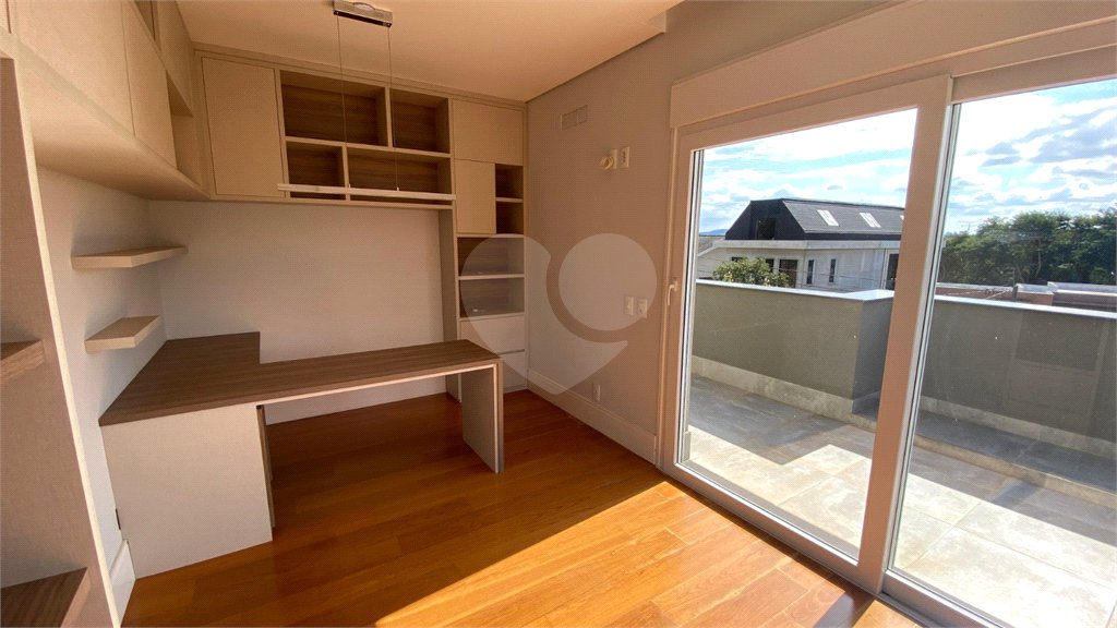 Casa à venda com 4 suítes no condomínio Portal Horizonte, Bragança Paulista - SP