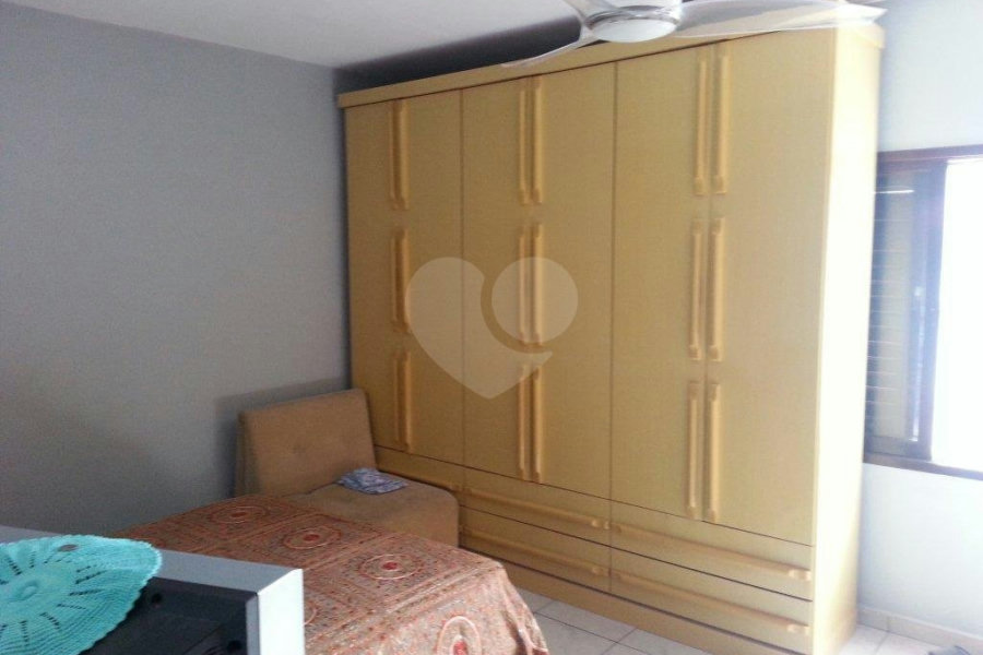 Sobrado à venda com 3 quartos, sendo 1 suíte, em Vila Galvão, Guarulhos, SP
