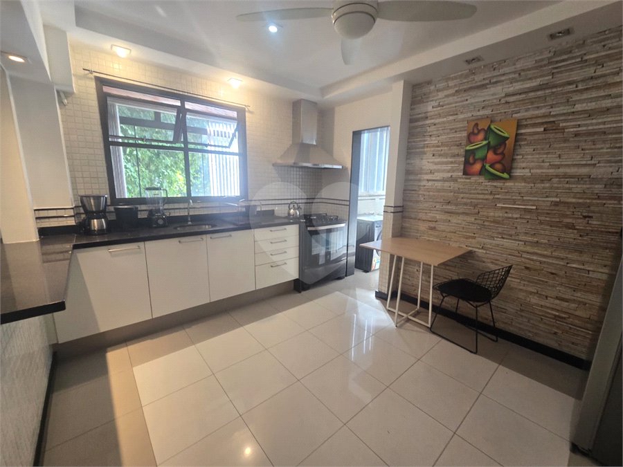 Apartamento à venda ou para alugar com 2 quartos, sendo 1 suíte, em Leblon, Rio de Janeiro, RJ