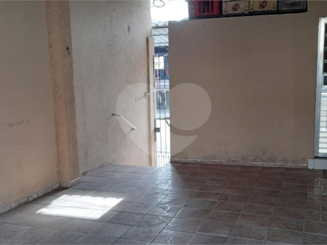 Sobrado à venda com 6 quartos em Jardim Quarto Centenário, Mauá, SP