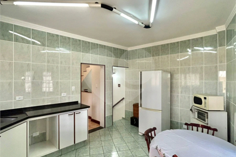 Sobrado à venda com 3 quartos, sendo 1 suíte, em Parada Inglesa, São Paulo, SP