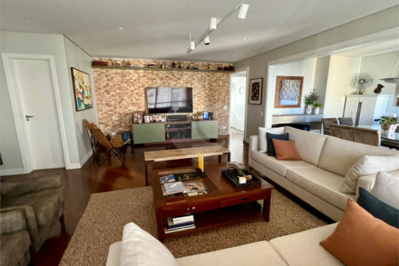 Apartamento à venda com 3 quartos, sendo 2 suítes,  em Vila Suzana, São Paulo, SP