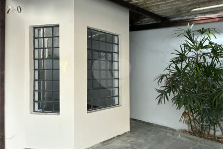 Casa à venda com 3 quartos, sendo 1 suíte,  em Vila Figueira, Suzano, SP