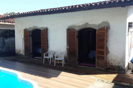 Casa com 4 dormitórios à venda, 180 m² por R$ 650.000,00 - Jardim Virginia - Guarujá/SP