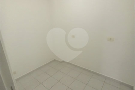 Apartamento à venda com 3 quartos, sendo 1 suíte, em Pinheiros, São Paulo, SP