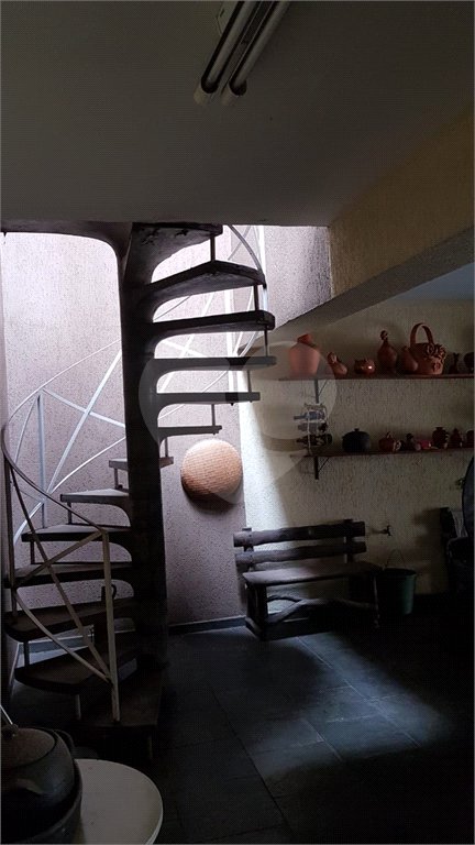 Sobrado à venda com 3 suítes em Vila Gumercindo, São Paulo, SP