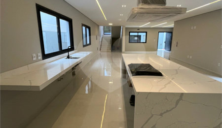 Casa à venda com 3 suítes em Parque Três Meninos, Sorocaba, SP