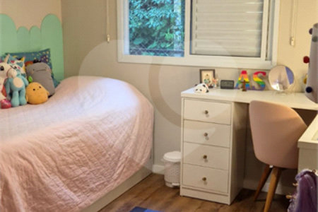 Casa à venda com 3 quartos, sendo 1 suíte, no condomínio Townhouse Village Morumbi, São Paulo - SP