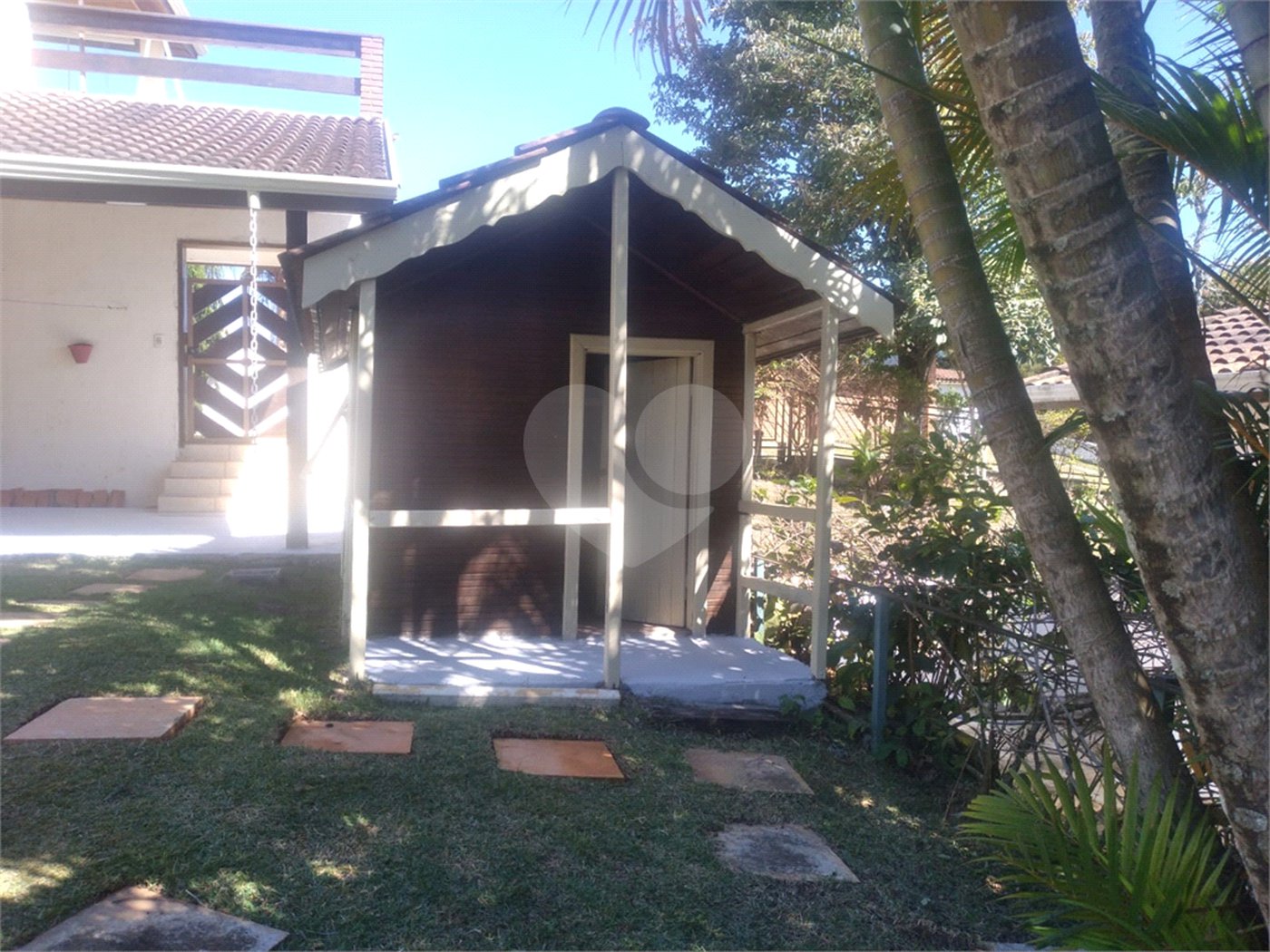 Chácara à venda com 4 quartos, sendo 2 suítes, em Loteamento Village de Atibaia, Atibaia, SP