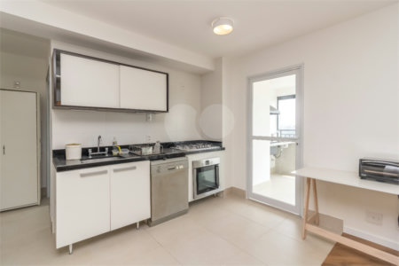 Apartamento à venda com 2 suítes em Santo Amaro, São Paulo, SP
