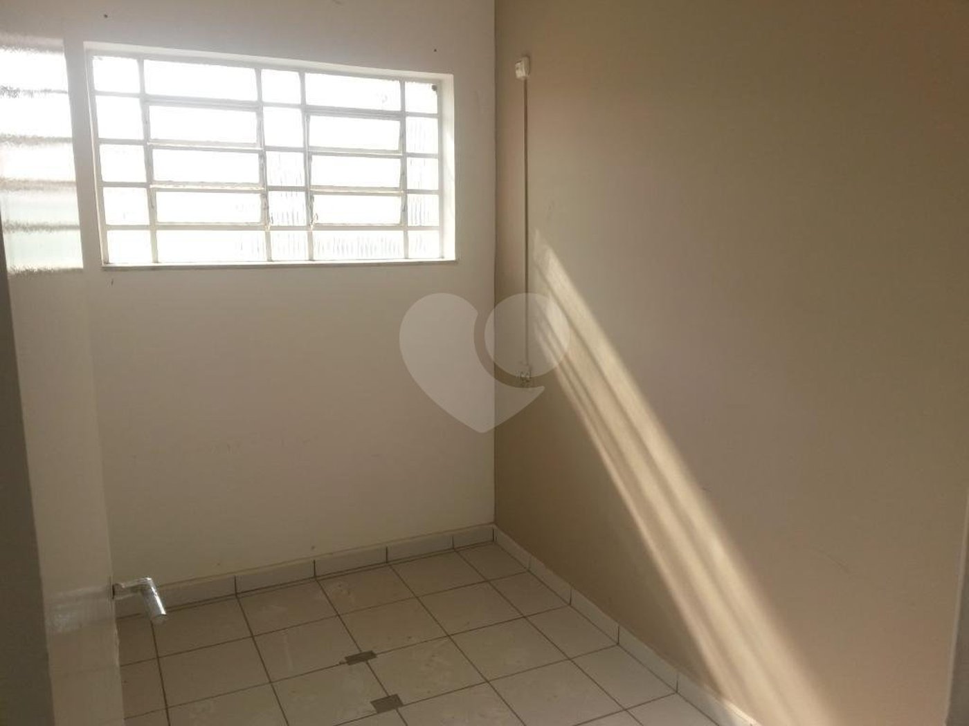 Sobrado à venda com 15 quartos, sendo 3 suítes, em Tucuruvi, São Paulo, SP