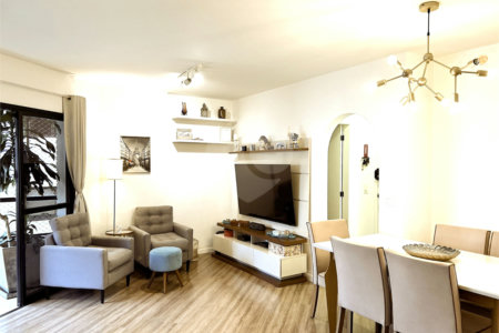 Apartamento à venda com 3 suítes em Campo Belo, São Paulo, SP