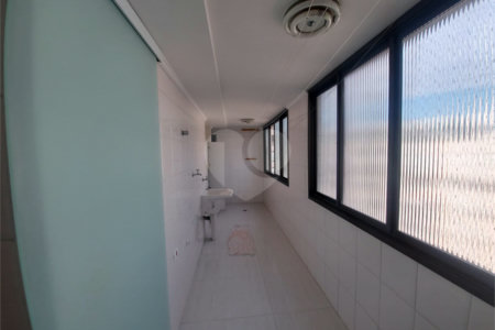 Apartamento à venda com 3 quartos, sendo 1 suíte, em Sumaré, São Paulo, SP