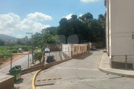 Apartamento à venda com 2 quartos em Jardim São Luis, Guarulhos, SP