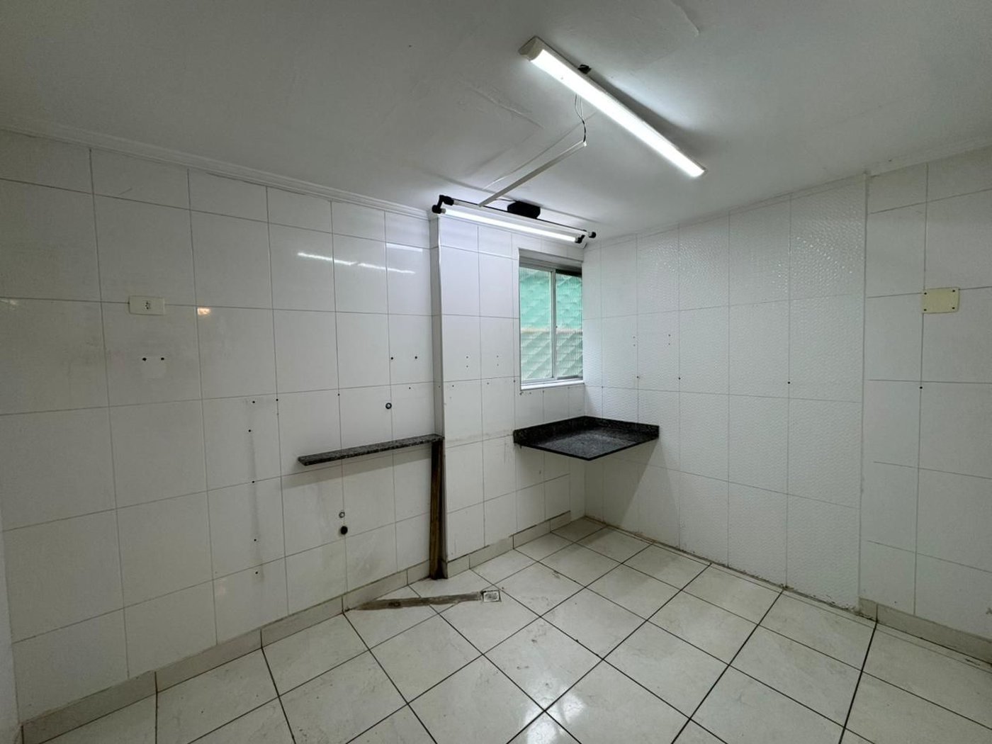 Casa com 4 dormitórios, 324 m² de área total- venda por R$ 3.200.000 ou aluguel por R$ 16.000/mês + IPTU - Aparecida - Santos/SP