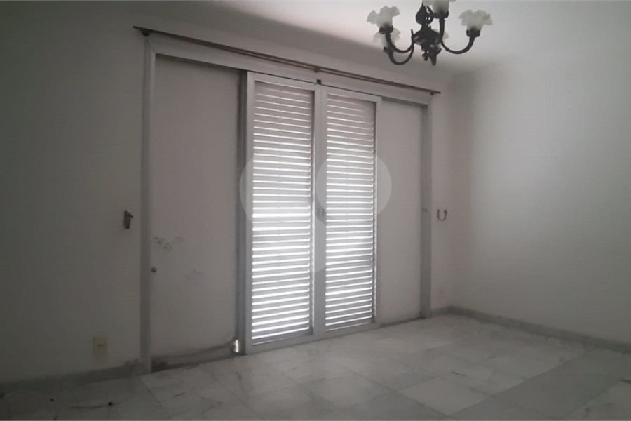 Apartamento à venda com 3 quartos, sendo 1 suíte, em Pinheiros, São Paulo, SP