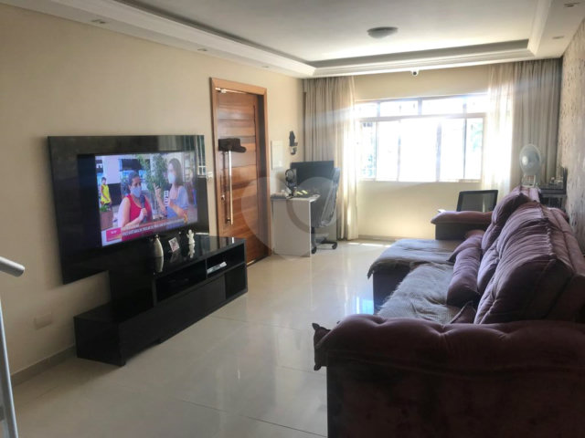 Sobrado à venda com 3 quartos, sendo 1 suíte,  em Vila Guilherme, São Paulo, SP