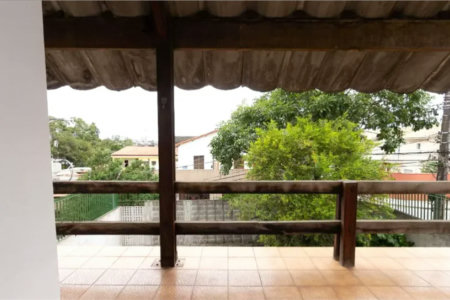 Casa à venda com 4 quartos, sendo 1 suíte,  em Vila Tiradentes, São Paulo, SP