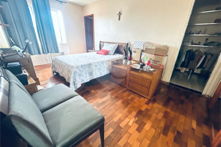 Apartamento à venda com 4 quartos, sendo 1 suíte, em Tijuca, Rio de Janeiro, RJ