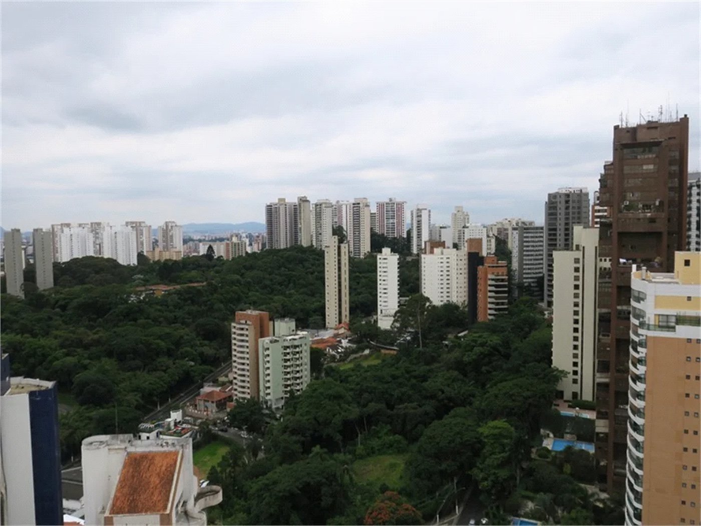 Cobertura à venda com 4 quartos, sendo 2 suítes,  em Vila Suzana, São Paulo, SP