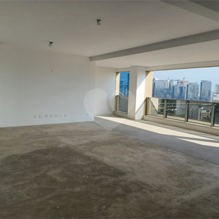 Apartamento à venda com 4 suítes em Real Parque, São Paulo, SP