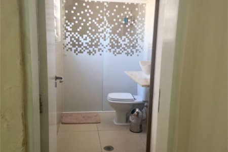 Sobrado à venda com 4 quartos, sendo 1 suíte, em Água Branca, São Paulo, SP