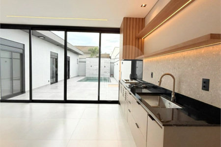 Casa à venda com 3 suítes no condomínio Residencial Milano, Indaiatuba - SP
