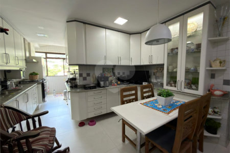 Apartamento à venda com 3 quartos, sendo 2 suítes, em Tijuca, Rio de Janeiro, RJ