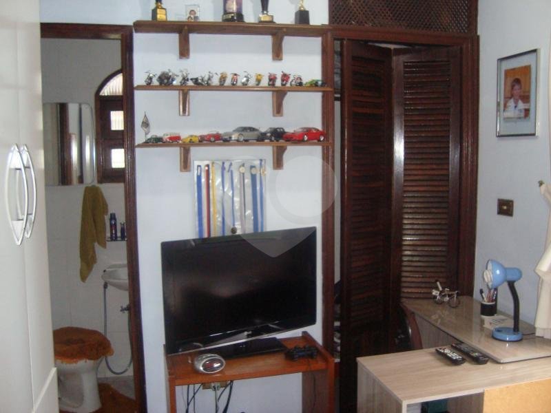 Sobrado à venda com 3 suítes em Vila Mazzei, São Paulo, SP