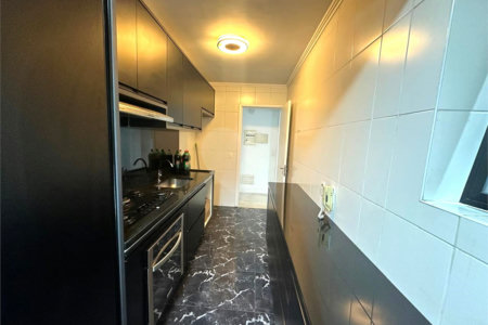 Apartamento à venda com 3 quartos, sendo 1 suíte,  em Vila Prudente, São Paulo, SP