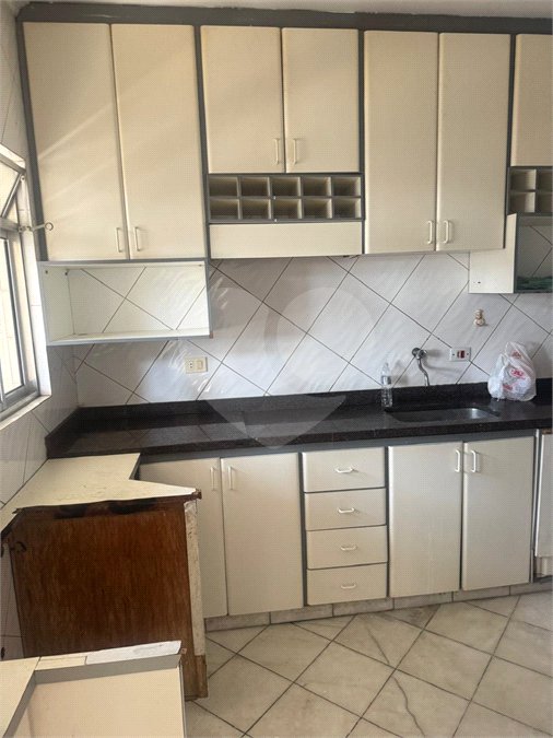 Sobrado à venda com 5 quartos em Bela Vista, Osasco, SP