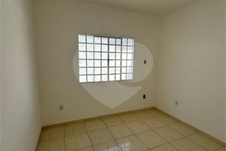 Casa Térrea à venda ou para alugar com 1 quarto em Campo Grande, Rio de Janeiro, RJ