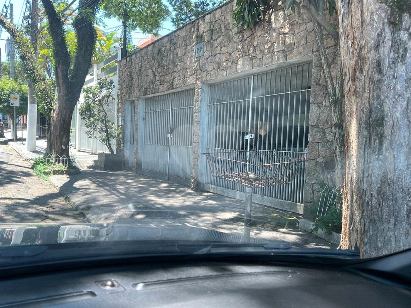 Casa à venda com 4 quartos, sendo 1 suíte, em Jardim das Vertentes, São Paulo, SP