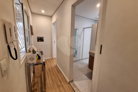 Casa à venda com 3 quartos, sendo 1 suíte, em Chora Menino, São Paulo, SP