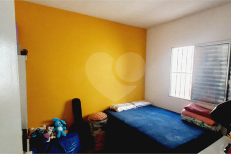 Casa à venda com 2 quartos em Vila Ursulina, Itaquaquecetuba, SP