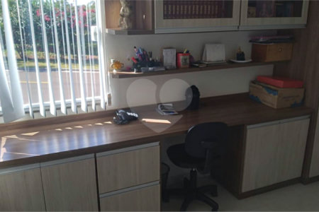 Casa à venda com 3 suítes no condomínio Damha III, São Carlos - SP