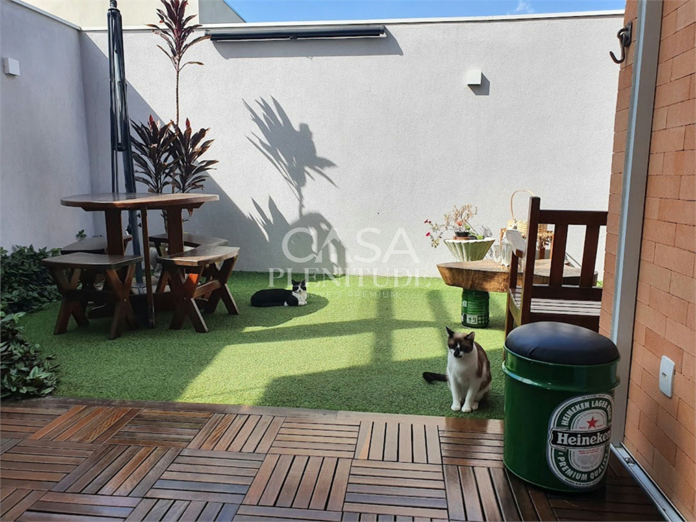Casa em condomínio à venda com 3 quartos, sendo 1 suíte, em Cajuru do Sul, Sorocaba, SP