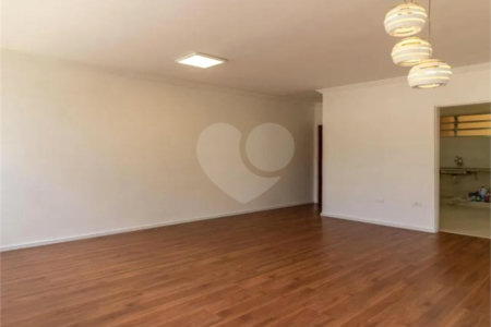 Apartamento à venda com 2 quartos, sendo 1 suíte, em Pinheiros, São Paulo, SP