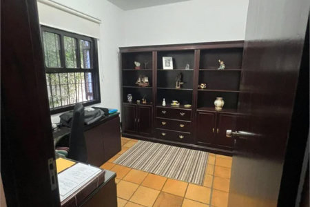 Casa à venda com 5 quartos, sendo 4 suítes, em Parque Maria Helena, São Paulo, SP