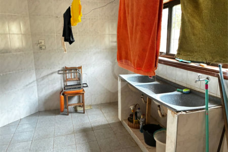 Sobrado para alugar com 4 quartos, sendo 2 suítes,  no Centro, Três Lagoas, MS