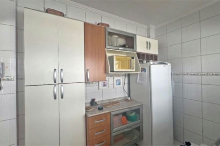 Apartamento Residencial à venda, Vila Guilhermina, Praia Grande - AP0381.