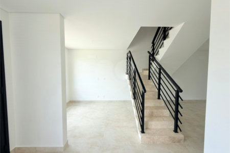 Casa à venda com 3 suítes no condomínio Mont Blanc Village, Vinhedo - SP