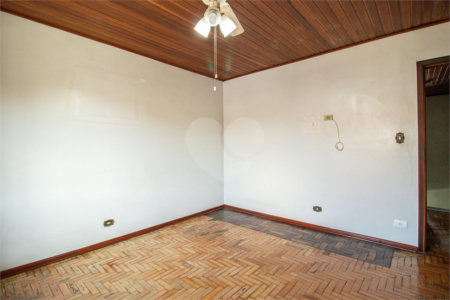 Sobrado à venda com 3 quartos em Vila Cruzeiro, São Paulo, SP